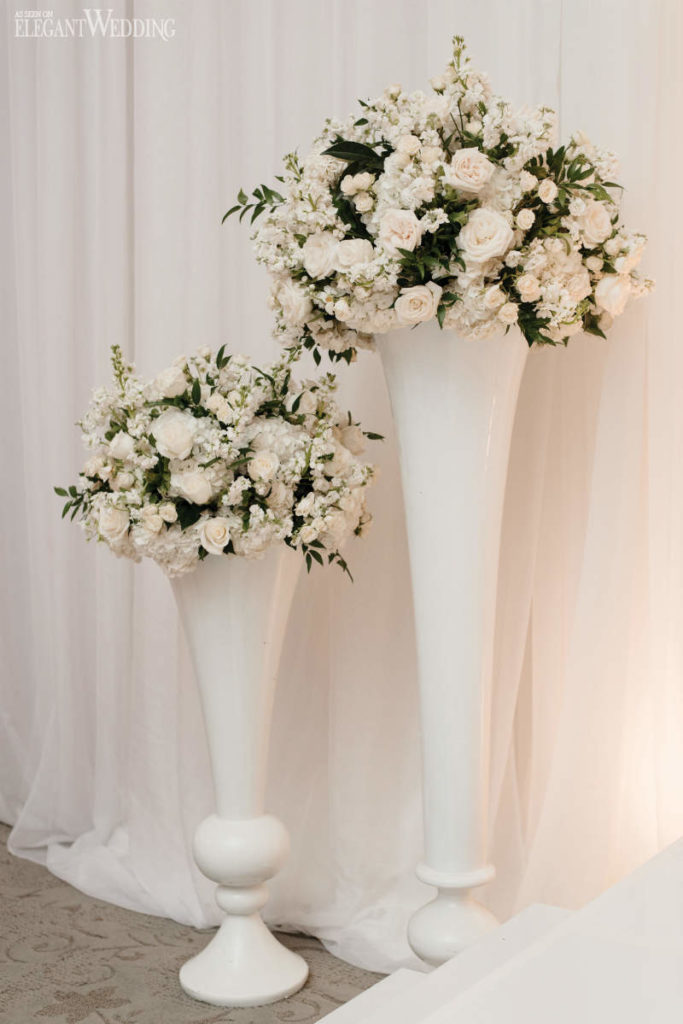 White Wedding Flower Decor