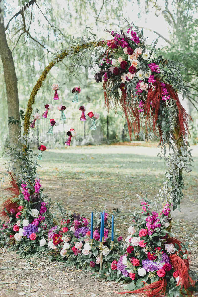 14 Hanging Wedding Decoration Ideas We Adore | Diamond Directory