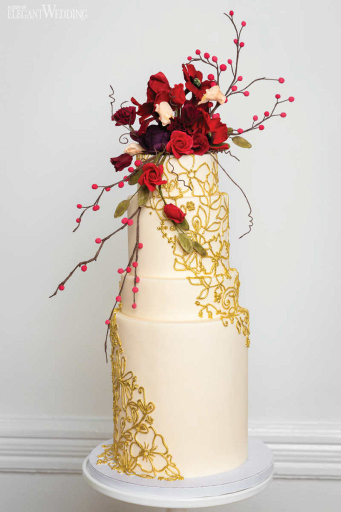 burgundy wedding theme gold weddng cake