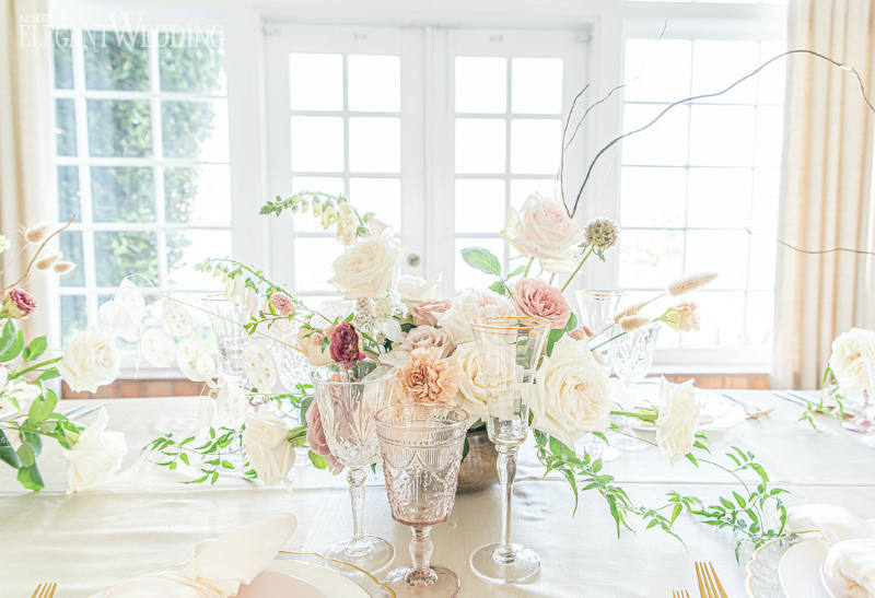 wedding centerpieces pink and white