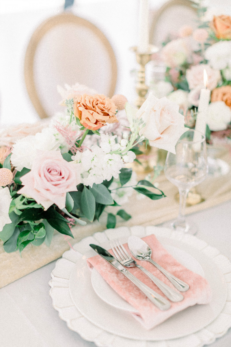 pink wedding table setting