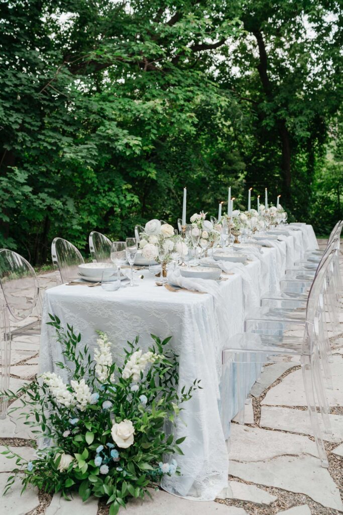 BLUE AND GREEN WEDDING TABLE DECOR