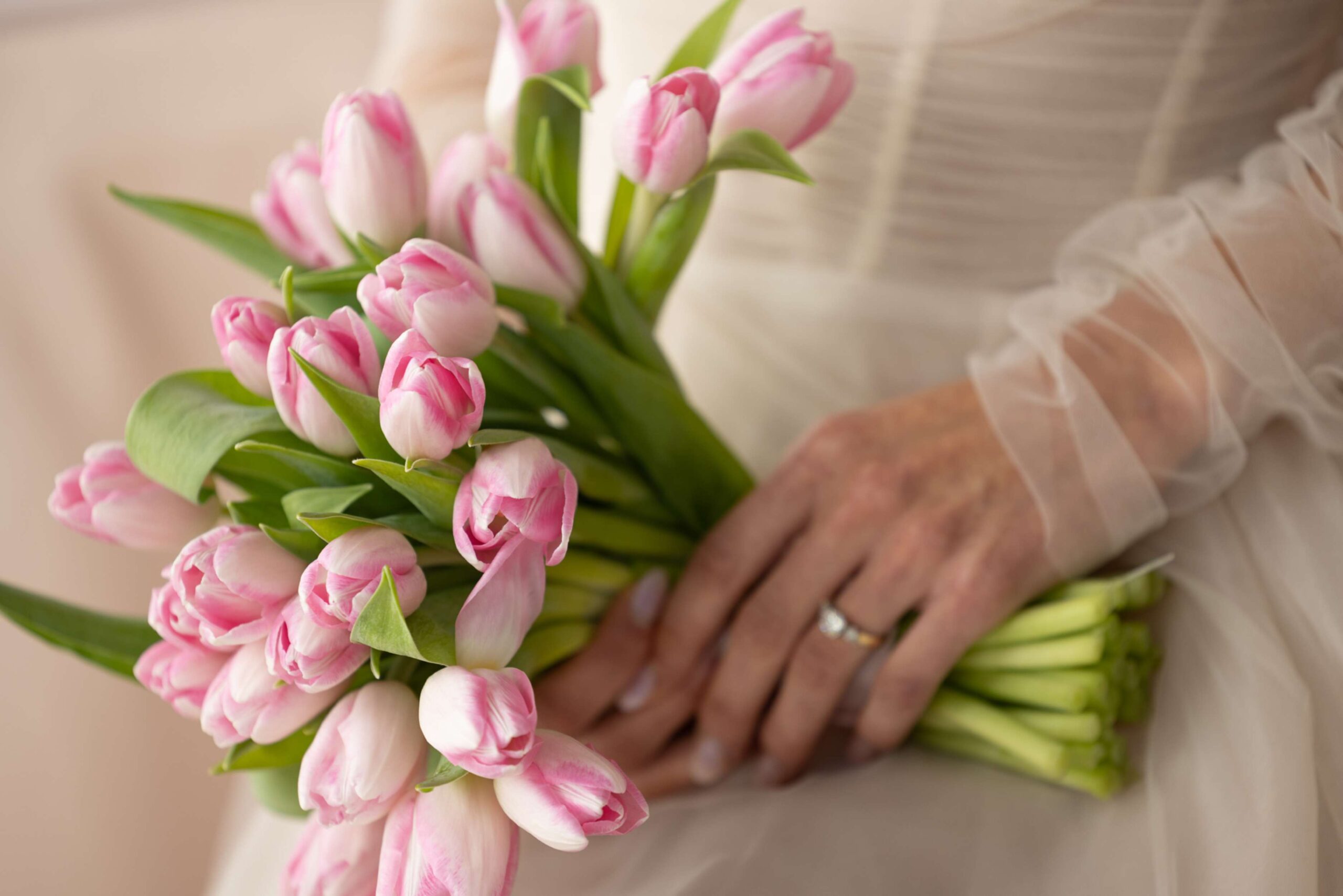 pink bridal bouquet