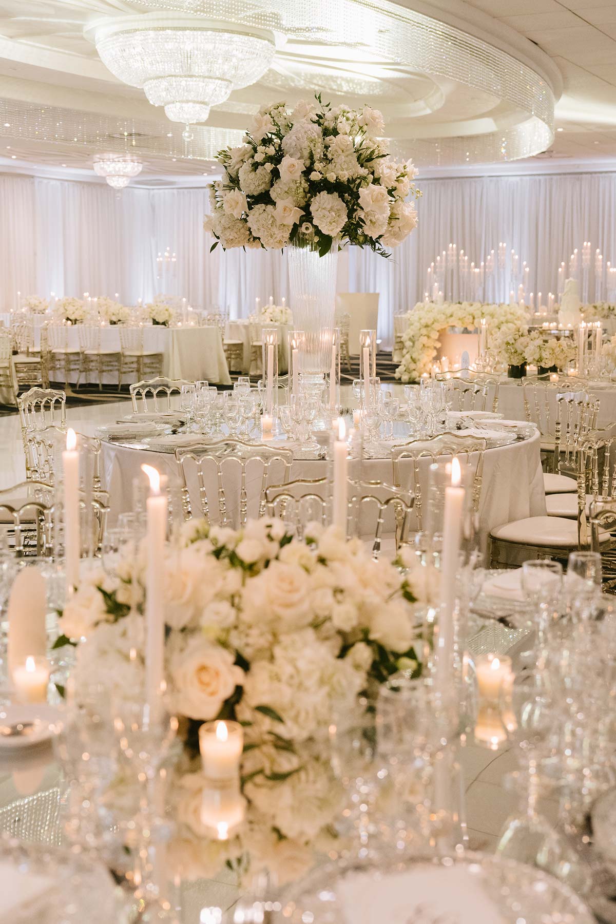 buffet-roma-table-setting roma receptions wedding venue decor